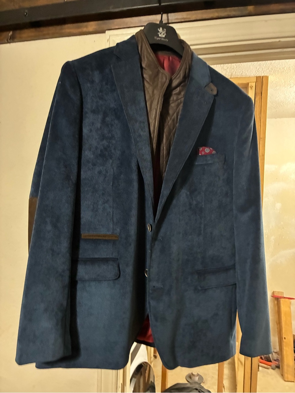 Men's Blue Velvet Blazer - Classic Tailored Jacket XL